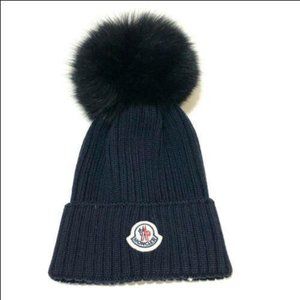 moncler bobble hat kids